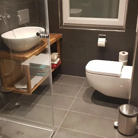 Apartment Stadtnahe Mit Kl.balkon Und Parkplatz Oldenburg