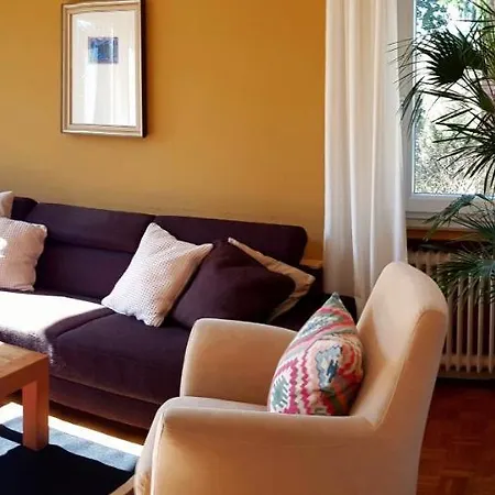 Stadtnahe Mit Kl.balkon Und Parkplatz Appartement