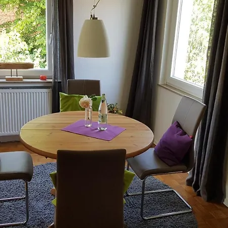Apartment Stadtnahe Mit Kl.balkon Und Parkplatz